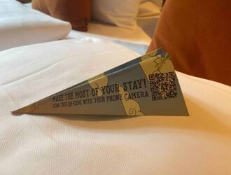How to use and where to place QR codes in your hotel